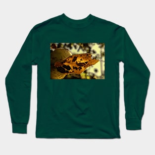 leaf with apple Long Sleeve T-Shirt